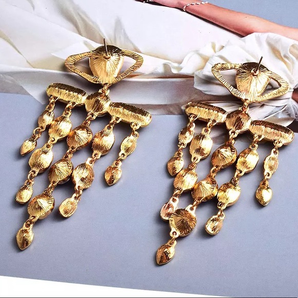 Gorgeous iridescent bohemian dangle earrings gold rainbow crystal drop boho - Picture 3 of 4